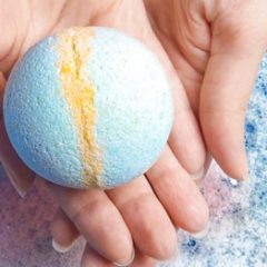 How to Make Your Own CBD Bath Bombs
